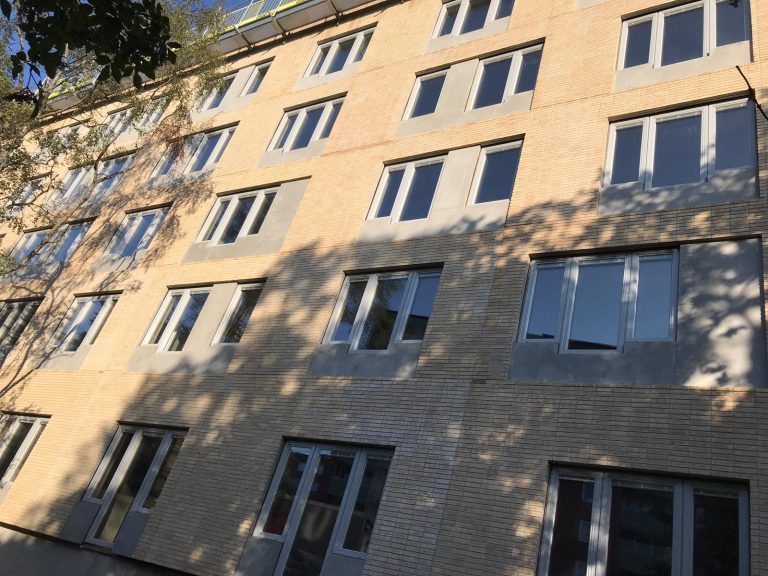 311cb489-89fe-4471-84c6-2f0824bcd134