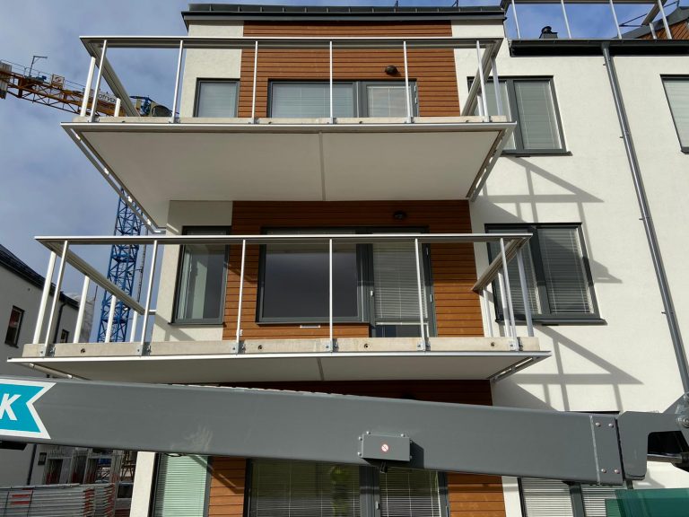 52dc3955-484e-4f1a-b17d-b508b314b61a